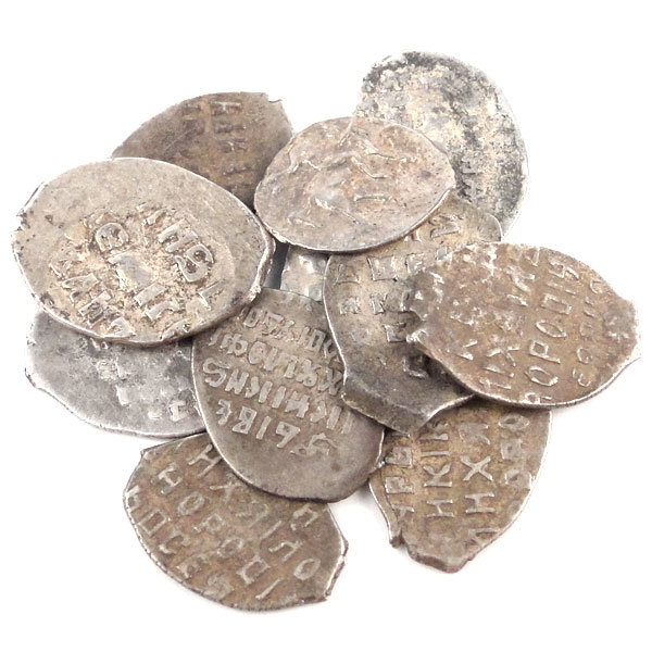 Монеты чешуйки Набор из 11 серебряных монет 1533-1645 года. Россия.
