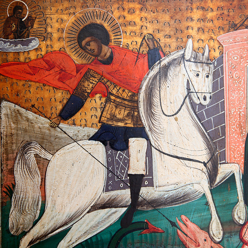 Старинная икона Святой Георгий Победоносец, покровитель воинов. Россия XIX век.