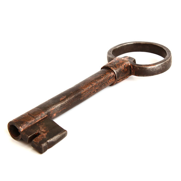 Большой старинный кованый ключ. Россия XVIII век. 17см (160 гр)