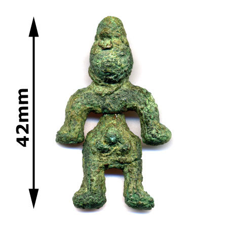 Древний бронзовый амулет оберег в виде фигурки человека. Южный регион России I век до нашей эры.