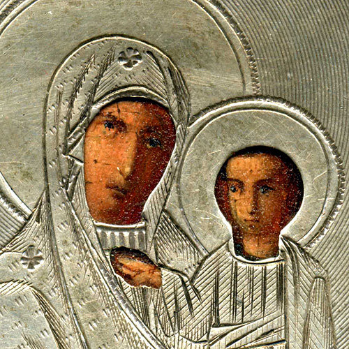 Маленькая старинная икона в серебряном окладе Богородица Казанская, царская проба серебра 84, именник мастера 