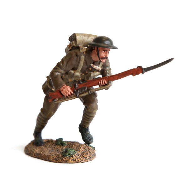 Оловянный солдатик. Атакующий Британский пехотинец. Битва на Сомме, ноябрь 1916 года.