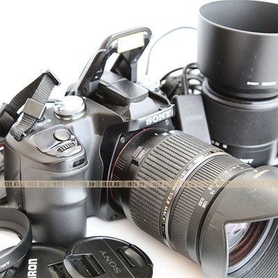 Зеркальный фотоаппарат Sony Alpha 100 DSLR-A100 и 2 объектива