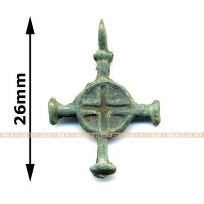 Маленький нательный крестик. Раннее христианство XI-XII век.