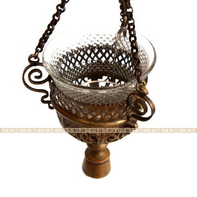 Латунная подвесная старинная лампада со стаканчиком из прозрачного стекла. Высота 11,5 см. Царская Россия