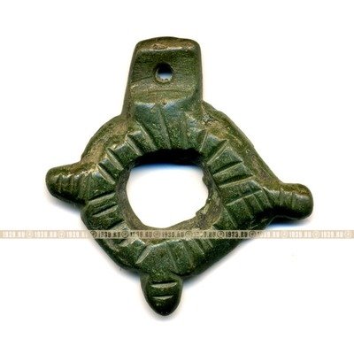 Древний бронзовый славянский оберег или амулет в виде солярного знака, древняя Русь 11-13 век.