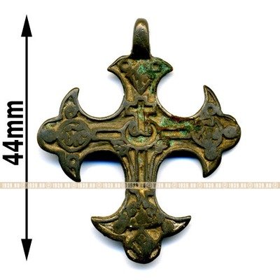Старинный криновидный православный нательный крест XVIII-XIX века.