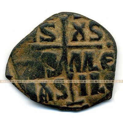 Древняя бронзовая монета Византийская Империя XI век. Роман III. Фоллис.