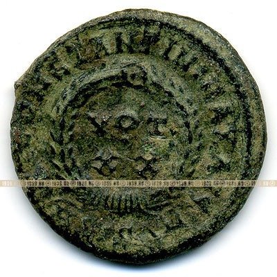 Древняя бронзовая монета Рим III век. АЕ3 отчеканена 272-337гг. Правление императора Константина Великого.