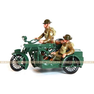 Набор оловянных солдатиков. Два английских мотоциклиста времен Первой Мировой Войны.