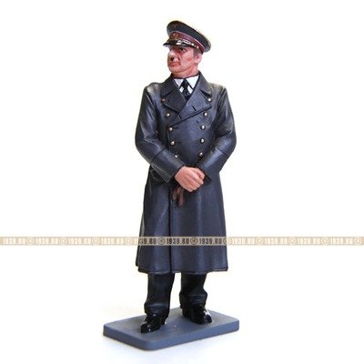 Коллекционный оловянный солдатик фюрер Адольф Гитлер в длинном плаще