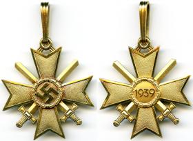 Золотой Рыцарский крест Креста военных заслуг с мечами изготовленный ювелирной фирмы "Циммерман" (частная коллекция)