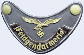 Горжет военной полиции Люфтваффе (Feldgendarmerie-Ringkragen)