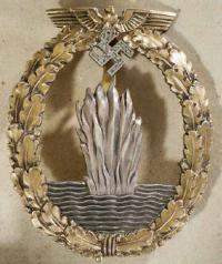 Знак "За траление мин, поиск подводных лодок, патрулирование" с бриллиантами